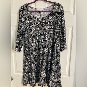 3 for $12-Snowflake comfy dress 2x